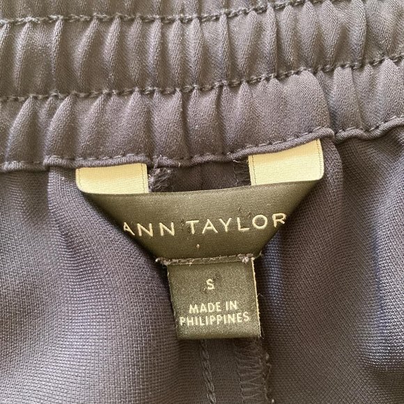Ann Taylor Jogger Pant Size Small - Picture 3 of 4